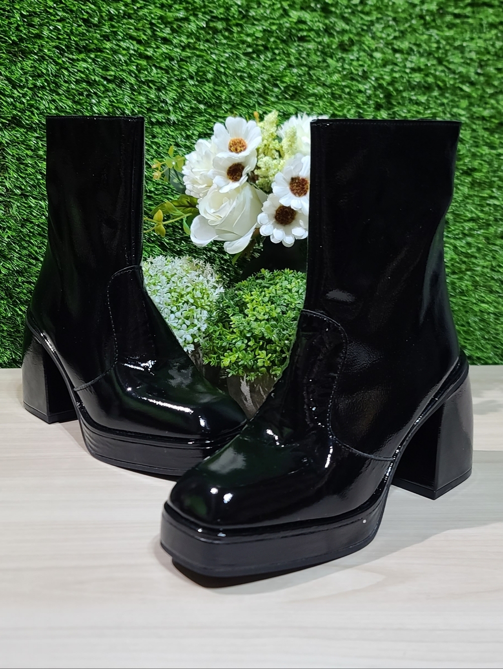 Free People Ruby Shine Platform Boots - Black / EU 37 NEW